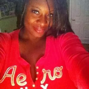 Meet your Posher, Felisha